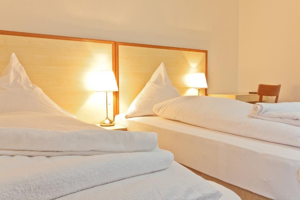 Hotel Ganita Weil Am Rhein Room photo